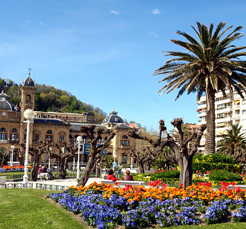 Camping Zelaia - View of San-Sebastian city