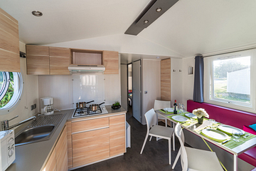 mobil home o\'hara 3 chambres - salon cuisine ©Yann Richard