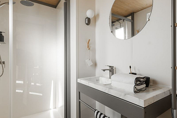 Salle de bain - Lodge &Ocirc; - Grand Large - 3 ch - 2 SDB - 6 pers - Domaine de Mesqueau