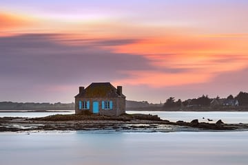 House on the water at Saint Cado - Brittany, France