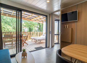 Woonkamer me TV, Lodge Kabane op palen - Camping Fréjus Ecolodge L\'Etoile d\'Argens
