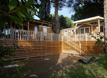 Mobil home klassic tribu ecolodge etoile dargens frejus