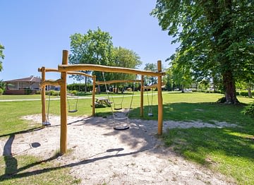 Campingplatz Le Bois de Drancourt - Aktivitäten und Animationen - Kinderspielplatz, Schaukeln für Kinder