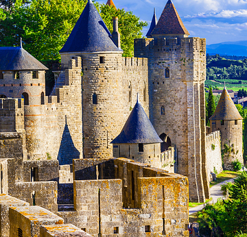 Carcassonne - le plus grand château médiéval et ville fortifiée d\'Europe