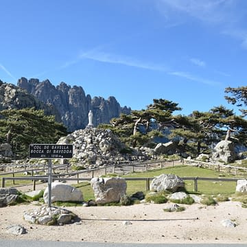 Domaine de Bagheera, Expérience, Aiguilles de Bavella
