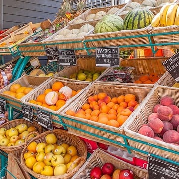 Campingplatz Les Mouettes - Dienstleistungen - Obst und Gemüse im kleinen Supermarkt