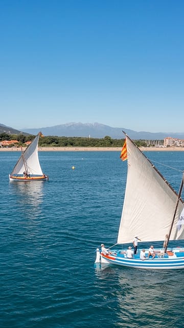 Vista aérea de los veleros catalanes y de la playa del Racou
