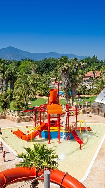 La Sirène campsite - Water park - aerial view of the water play area