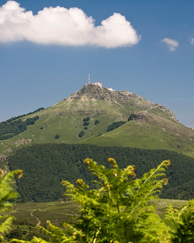 Camping Zelaia - Vue de la Rhune au Pays Basque