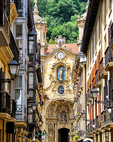 Camping Zelaia - Old town of San Sebastian