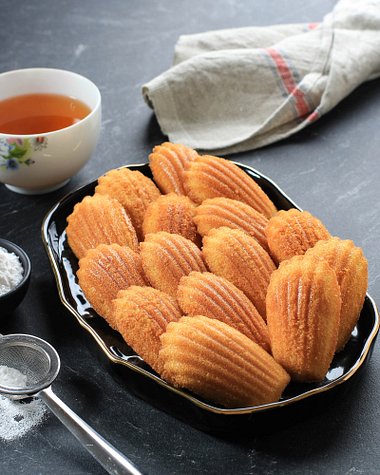 Campsite Les 2 Etangs - Experience - Our best family holidays - Tasting of Dax madeleines