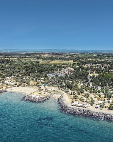 Camping Californie Plage - Vue aérienne du camping au bord de mer