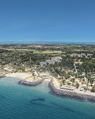 Camping Californie Plage - Vue a&eacute;rienne du camping au bord de mer