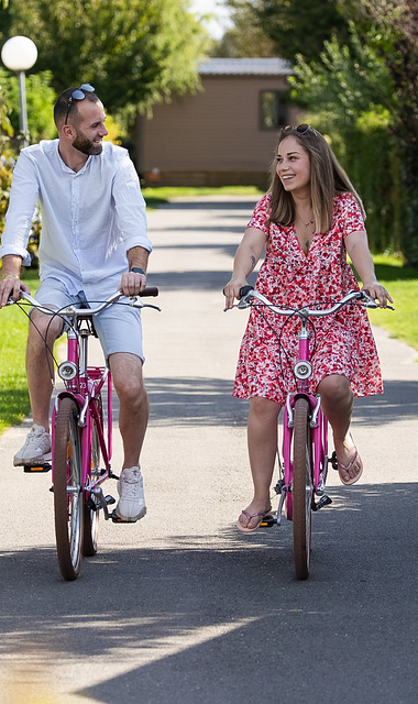 Balade v&eacute;lo all&eacute;es camping nature