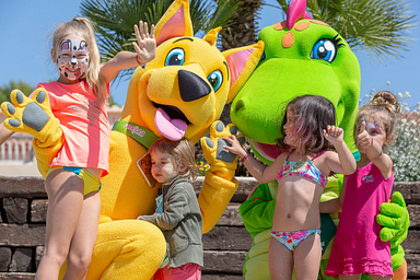 Amfora campsite - The campsite - Entertainment for the children with the mascots