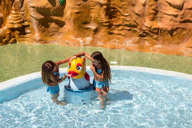 Amfora campsite - The swimming pool complex - Water games in the paddling pool