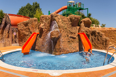 Amfora campsite - Everything for children - Water slides in the water park for children