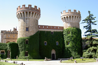 Camping Amfora - La région - Château de Peralada