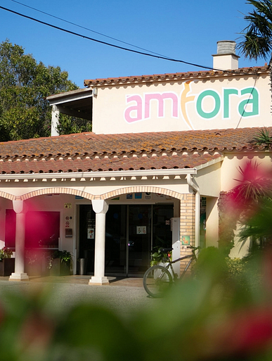 Amfora campsite - Services and shops - Campsite entrance and reception