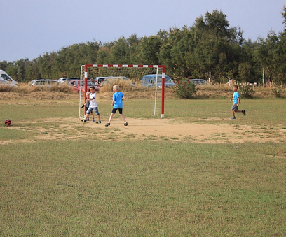 Camping Amfora - Activités et animations - Terrain de football proche de la plage