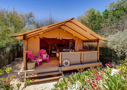 Camping Californie Plage - H&eacute;bergements - Lodge Walibou 5 personnes Confort - vue de la location