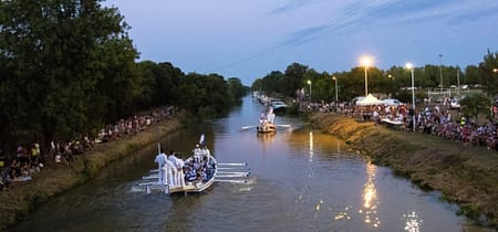 Camping Californie Plage - Actualit&eacute; - Tournoi de joutes nocturne &agrave; Vias