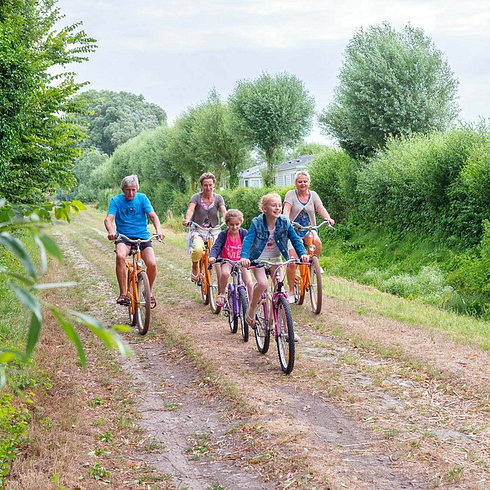 Camping Les Aubépines - fietstocht met het gezin