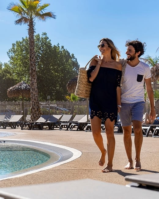 Camping Californie Plage - L\'espace aquatique - Piscine extérieure 