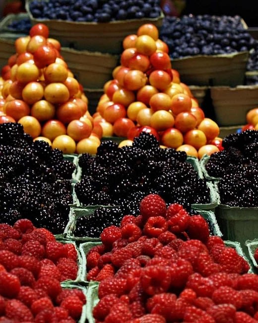 Le marché nocturne de Vias