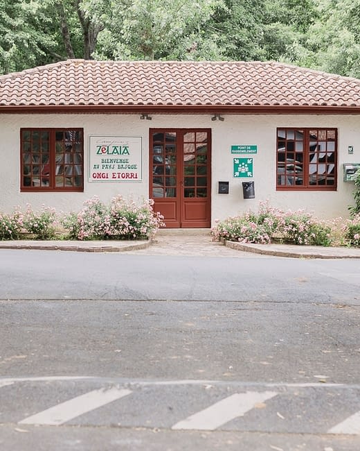 Camping Zelaia - El camping - &Aacute;rea de recepci&oacute;n y punto de informaci&oacute;n