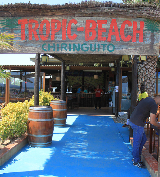 Camping Amfora - La plage - Entrée du Tropic Beach