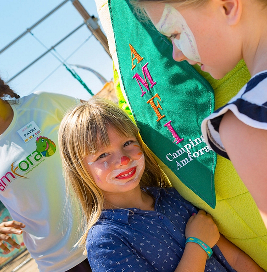 Amfora campsite - Services and shops - Face-painting session at the Amfi Park