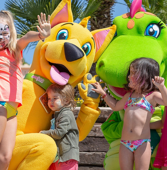 Amfora campsite - The campsite - Entertainment for the children with the mascots