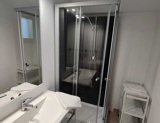 Campsite Les 2 Etangs - Apartment Comfort 2p - Bathroom