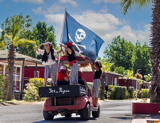 Camping Californie Plage - Galerie photo - Club enfants avec journée piraterie