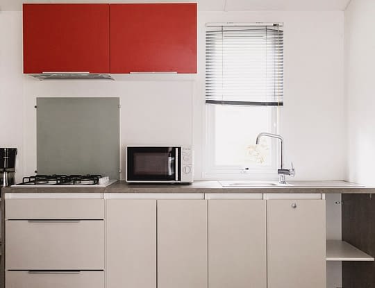 Camping Zelaia - Mobil-home confort 4 personnes - Cuisine