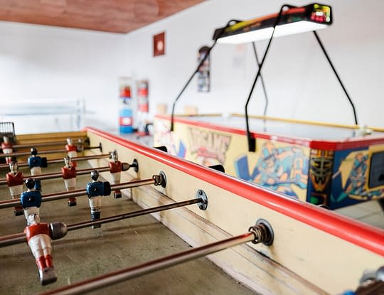 Camping Zelaia - Activit&eacute;s et animations - Babyfoot et air hockey