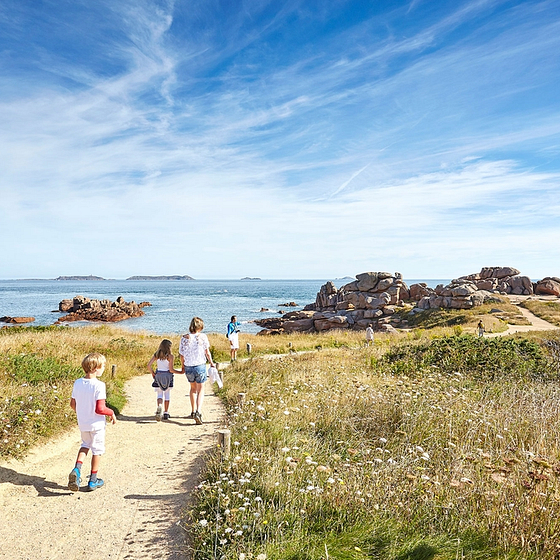 sentier sur l\'île Renote ©LAMOUREUX Alexandre