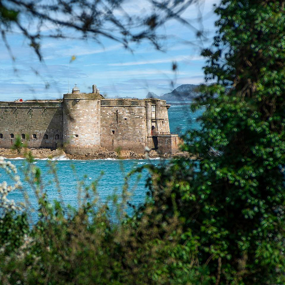 Le Chateau de Taureau @Sky Art\'s Production