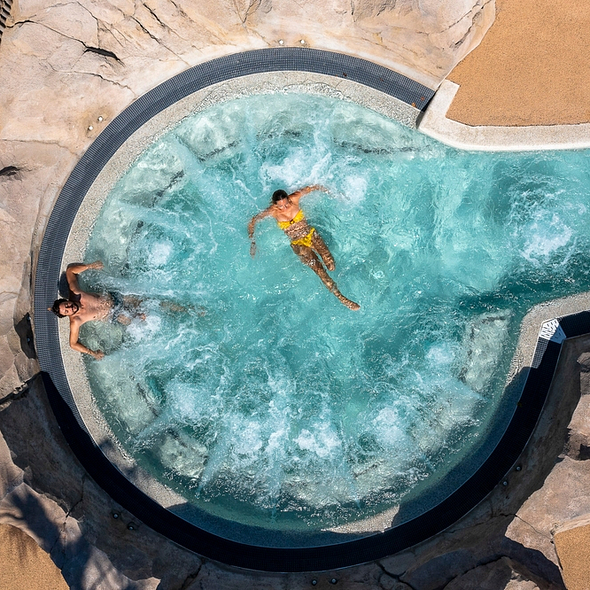 Camping Californie Plage - Photo gallery - aerial view of the hot tubs