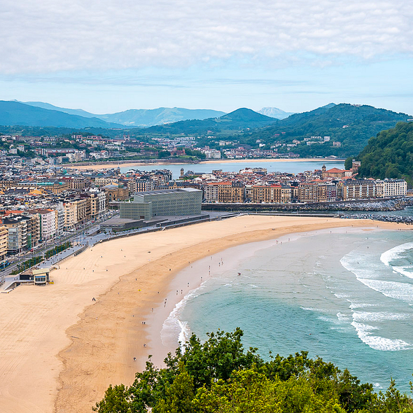 Camping Zelaia - Vue de la ville de San Sebastian