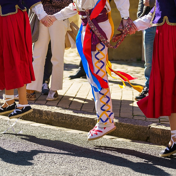 Camping Zelaia - Danse traditionnelle du Pays Basque