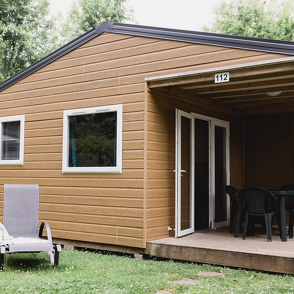 Camping Zelaia - Cabaña de madera para 4 personas - Terraza de la casa móvil