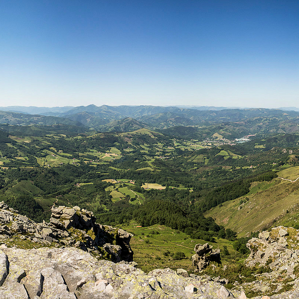 Camping Zelaia - vue panoramique de la Rhune