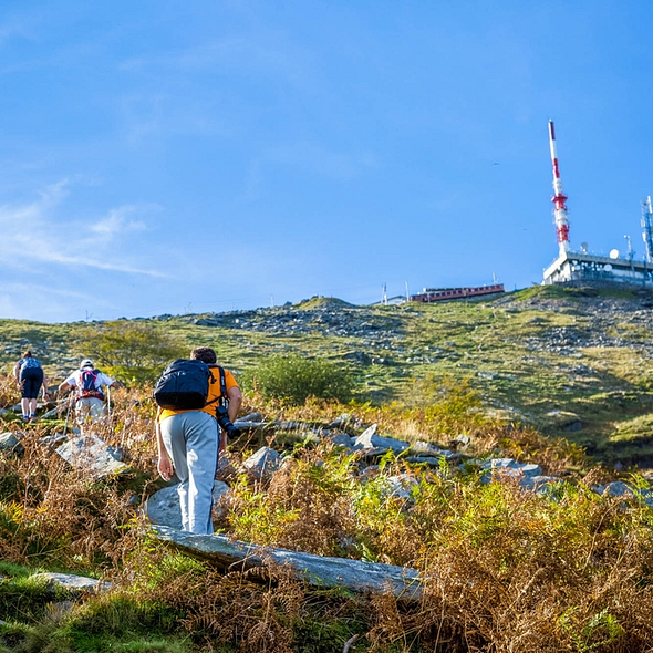 Camping Zelaia - Hiking at la Rhune