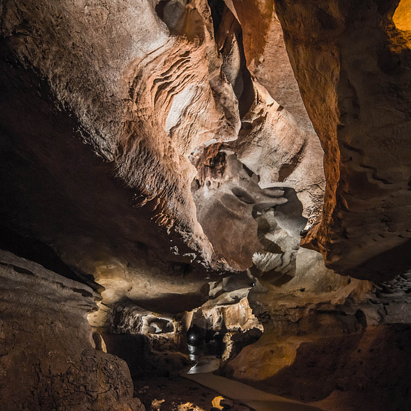 Camping Zelaia - Visite de la grotte de Sare