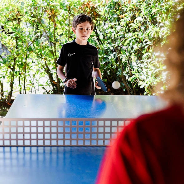 Camping Zelaia - Club enfants - Partie de tennis de ping-pong