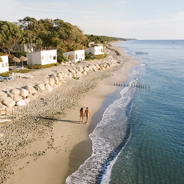 Domaine de Riva Bella Thalasso & Spa Resort - Vue aérienne des hébergements en bord de mer