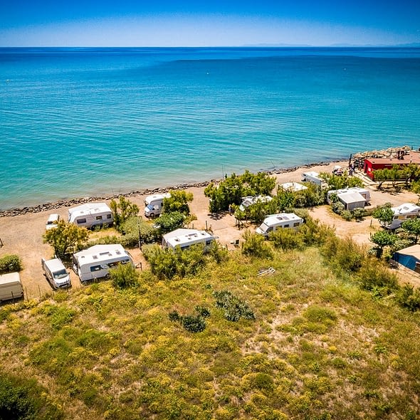 Camping Californie Plage - Le cœur de village - Emplacement Vue mer
