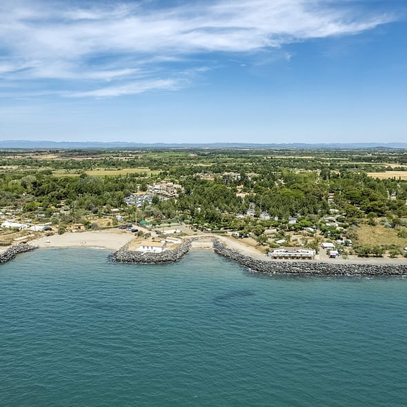 Campingplatz Californie Plage - Die Anlage - Luftaufnahme des Campingplatzes und des Strands
